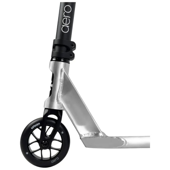 Ľahká freestyle kolobežka Union Aero Complete S