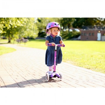 Micro Scooter New model - LED wheels Micro Mini Deluxe