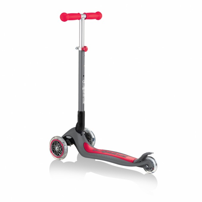 Globber Scooter Primo-Foldable 3-wheels scooter in stock!